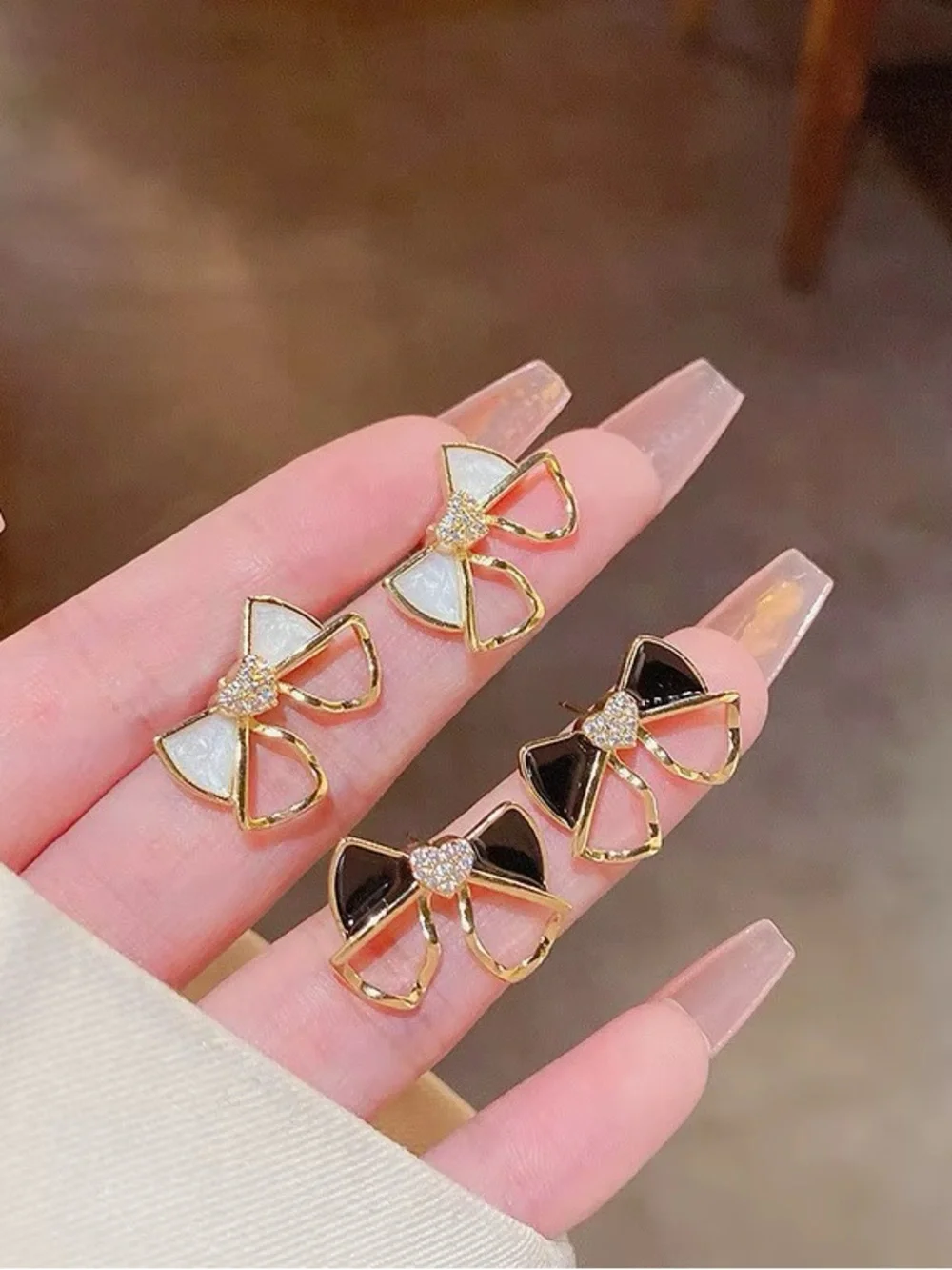 N/A cute gold